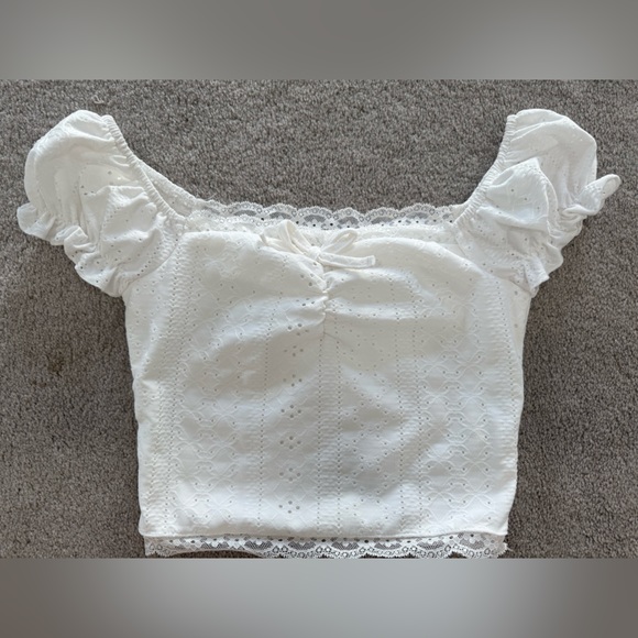 SHEIN Other - SHEIN White Lace Detail Top